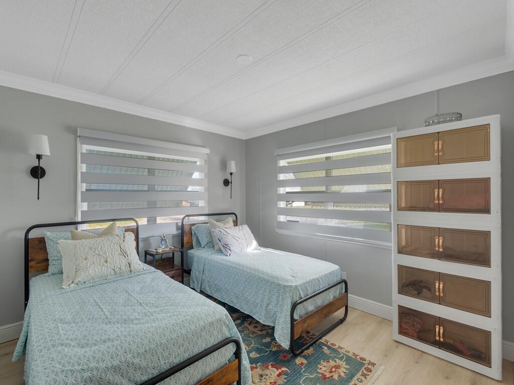 Pinelake Village - Residential