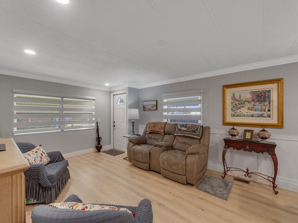 Pinelake Village - Residential