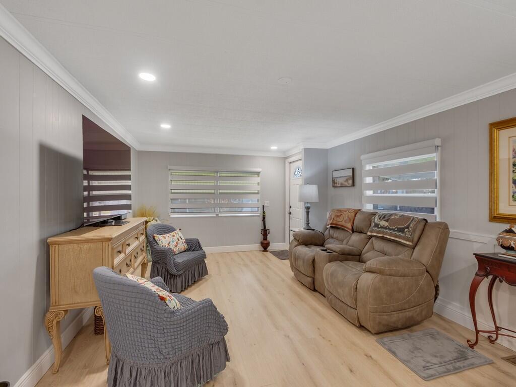 Pinelake Village - Residential