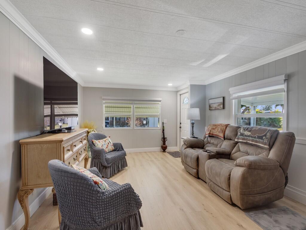 Pinelake Village - Residential