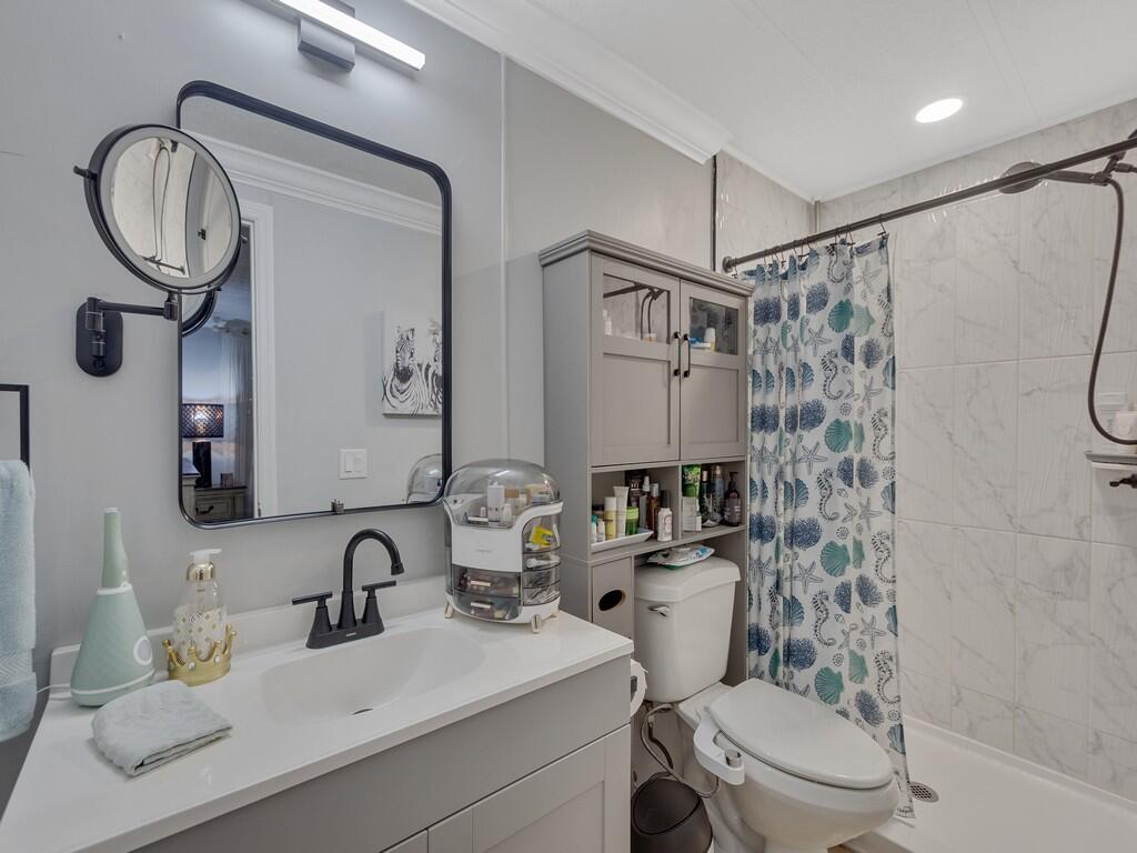 Pinelake Village - Residential