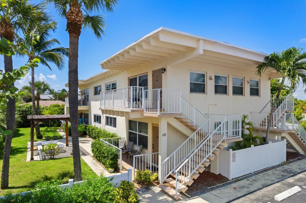 Photo of 114 Cascade Lane #4, Palm Beach Shores, FL 33404 (MLS # R10909999)