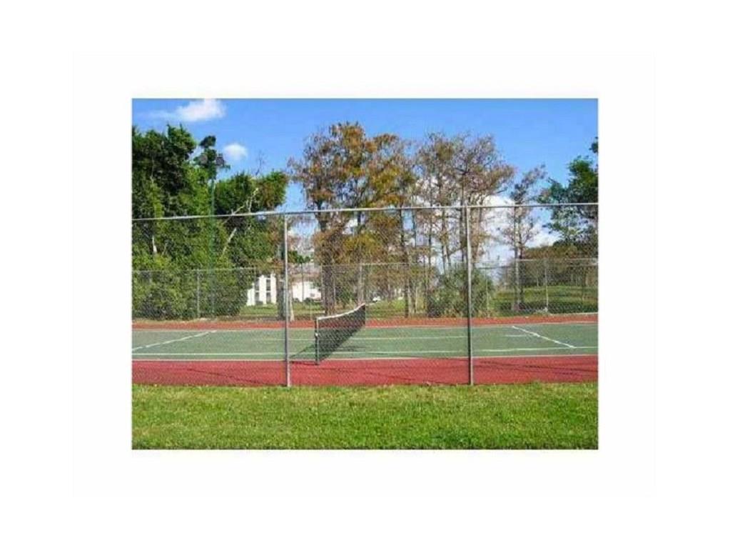 Versailles Gardens - Residential Lease