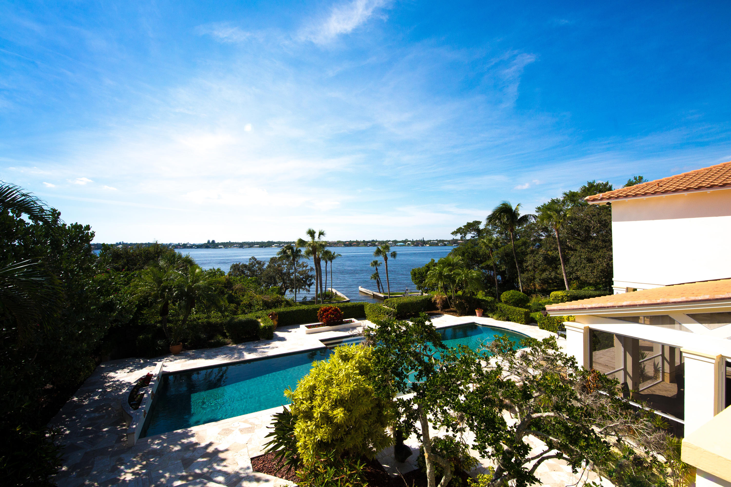 EMARITA - Residential