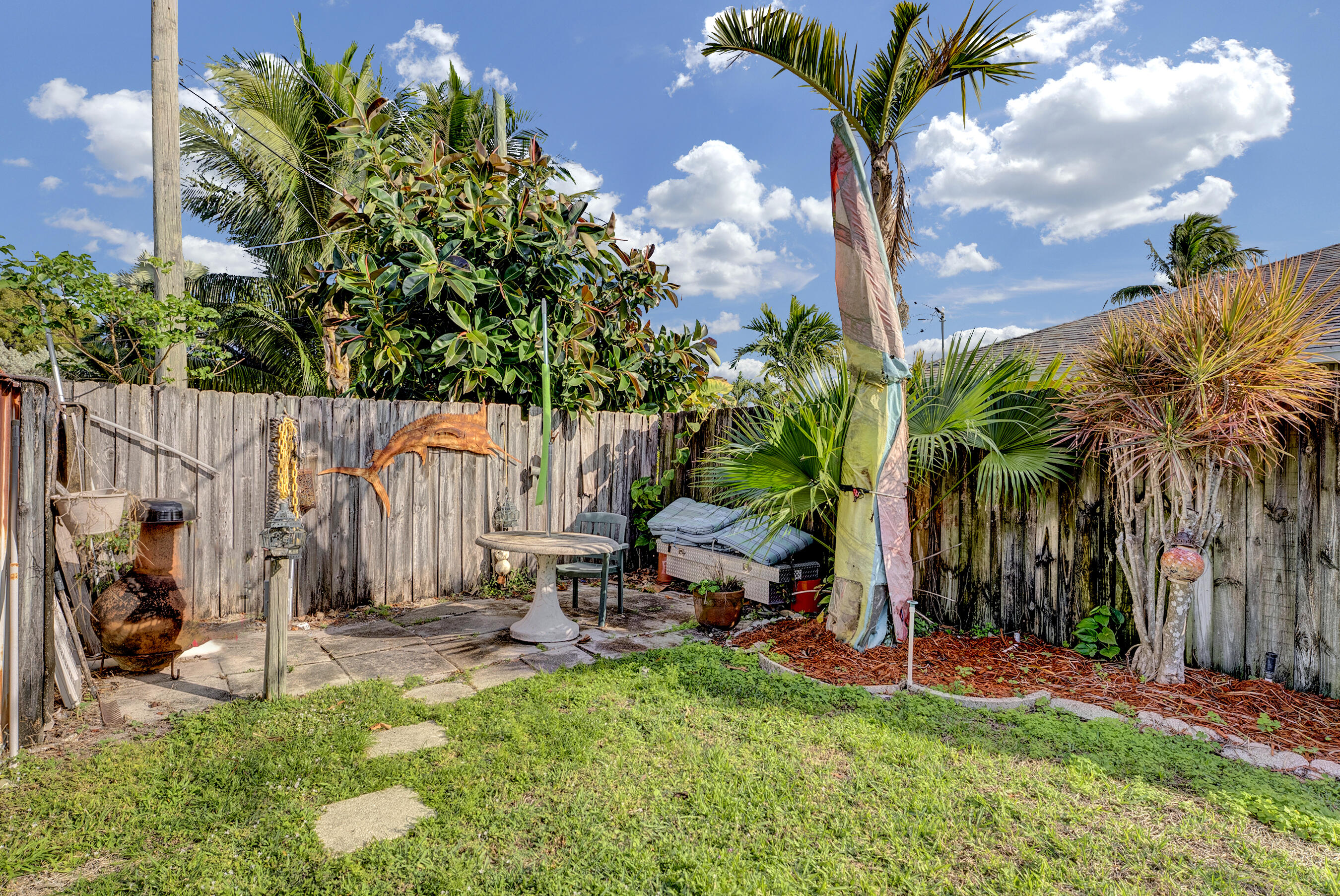 SEA PINES - Residential