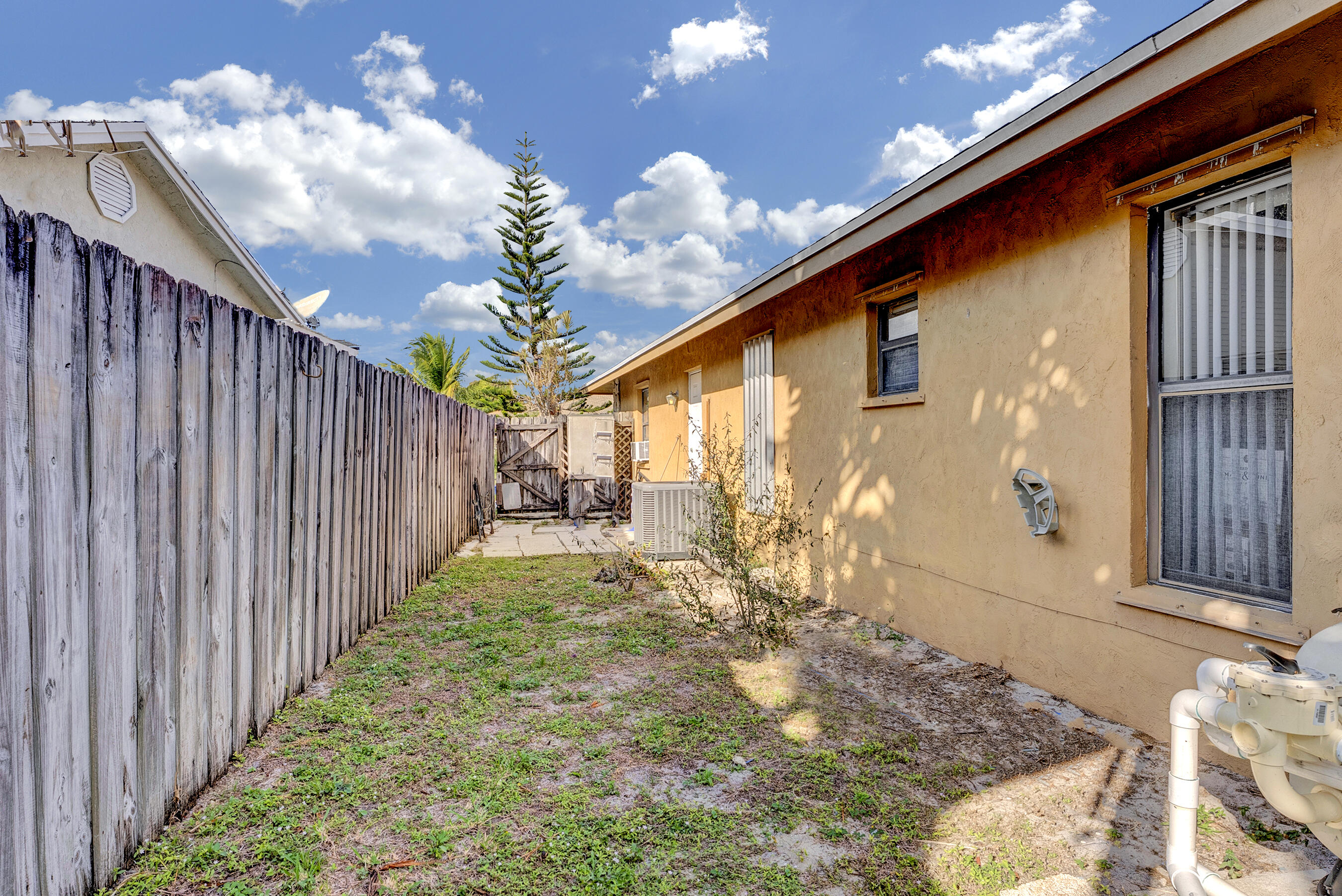 SEA PINES - Residential