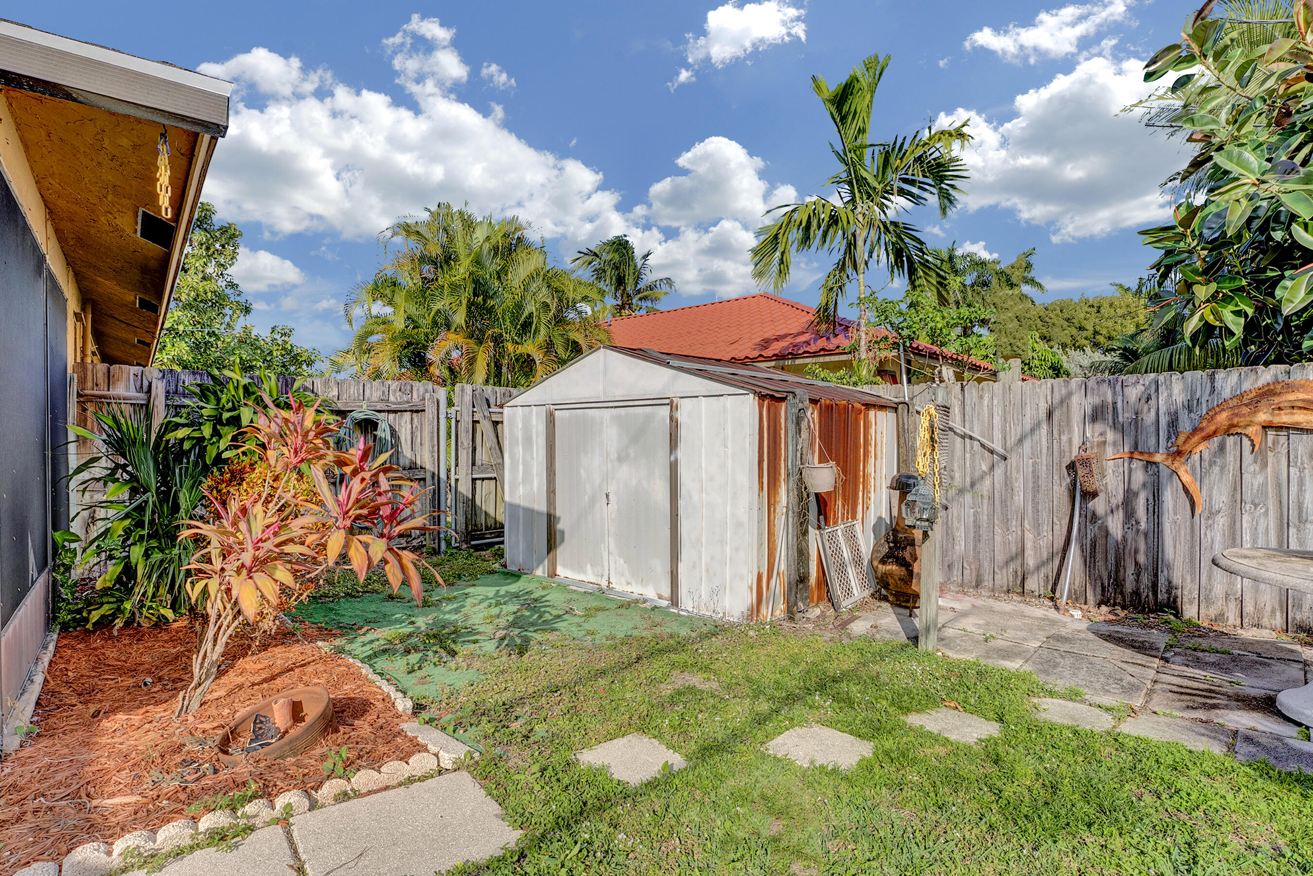 SEA PINES - Residential