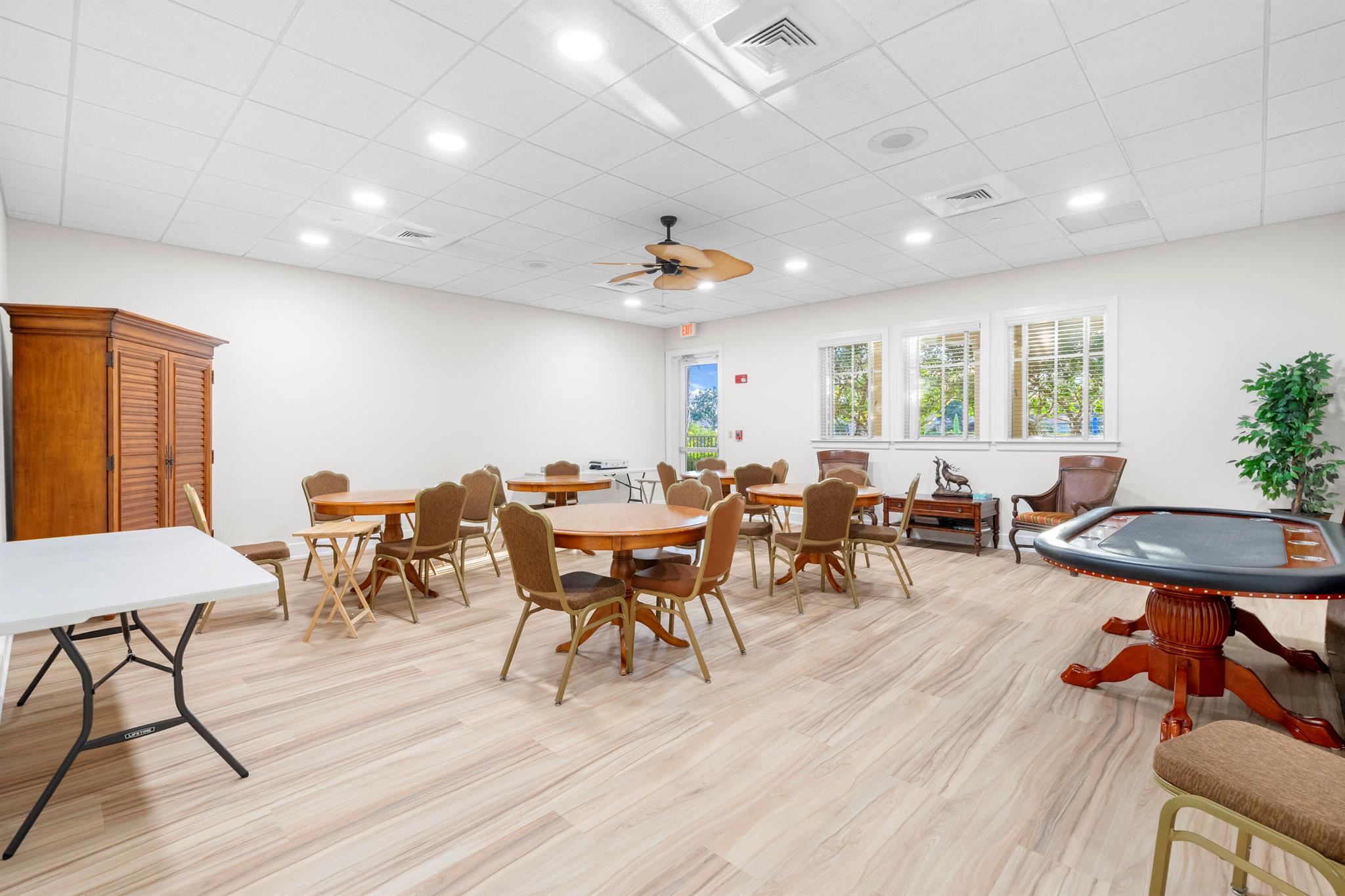 CASTLE PINES CONDOMINIUM - Residential