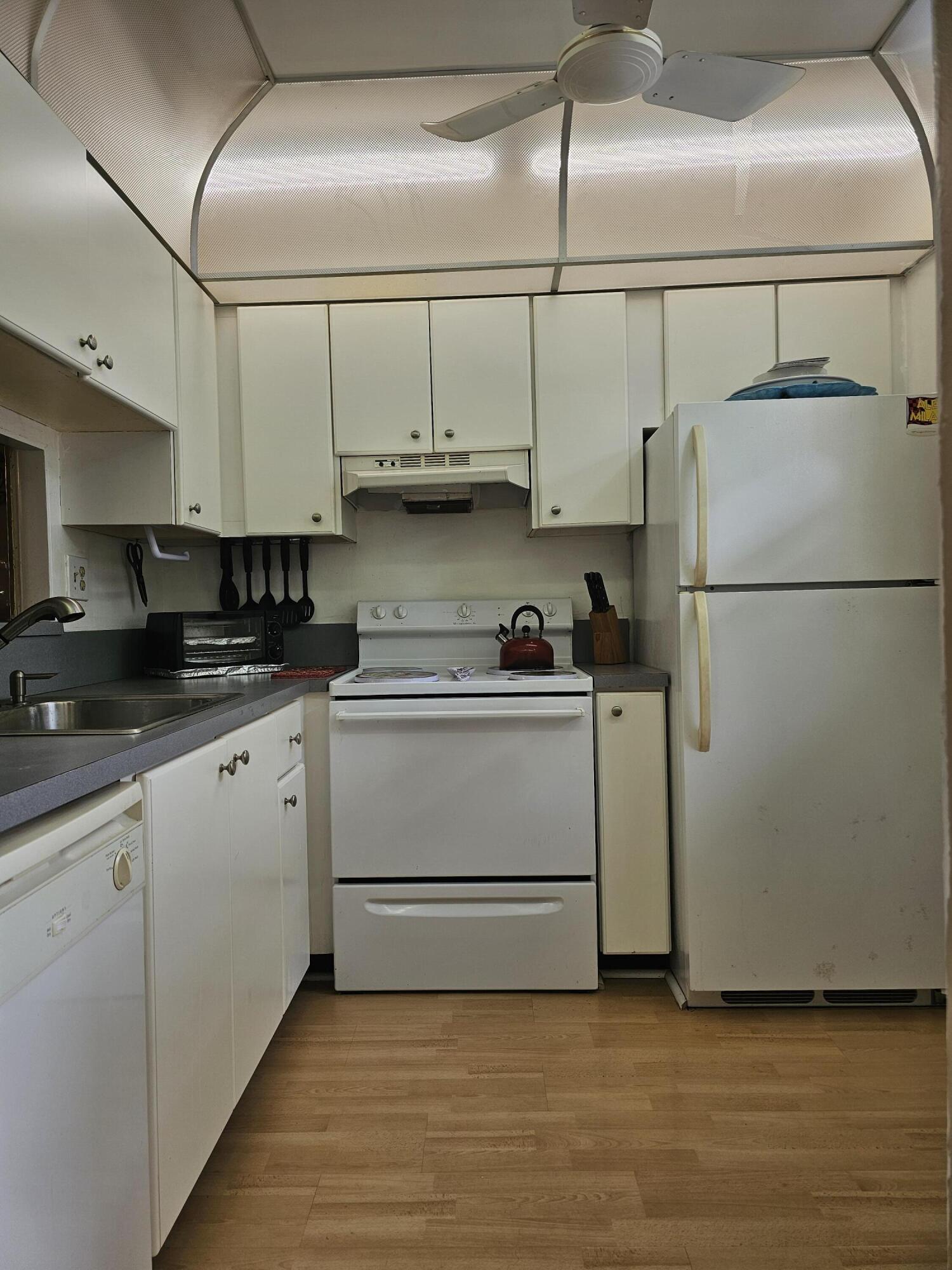 WILLOW GARDENS CONDO - Residential