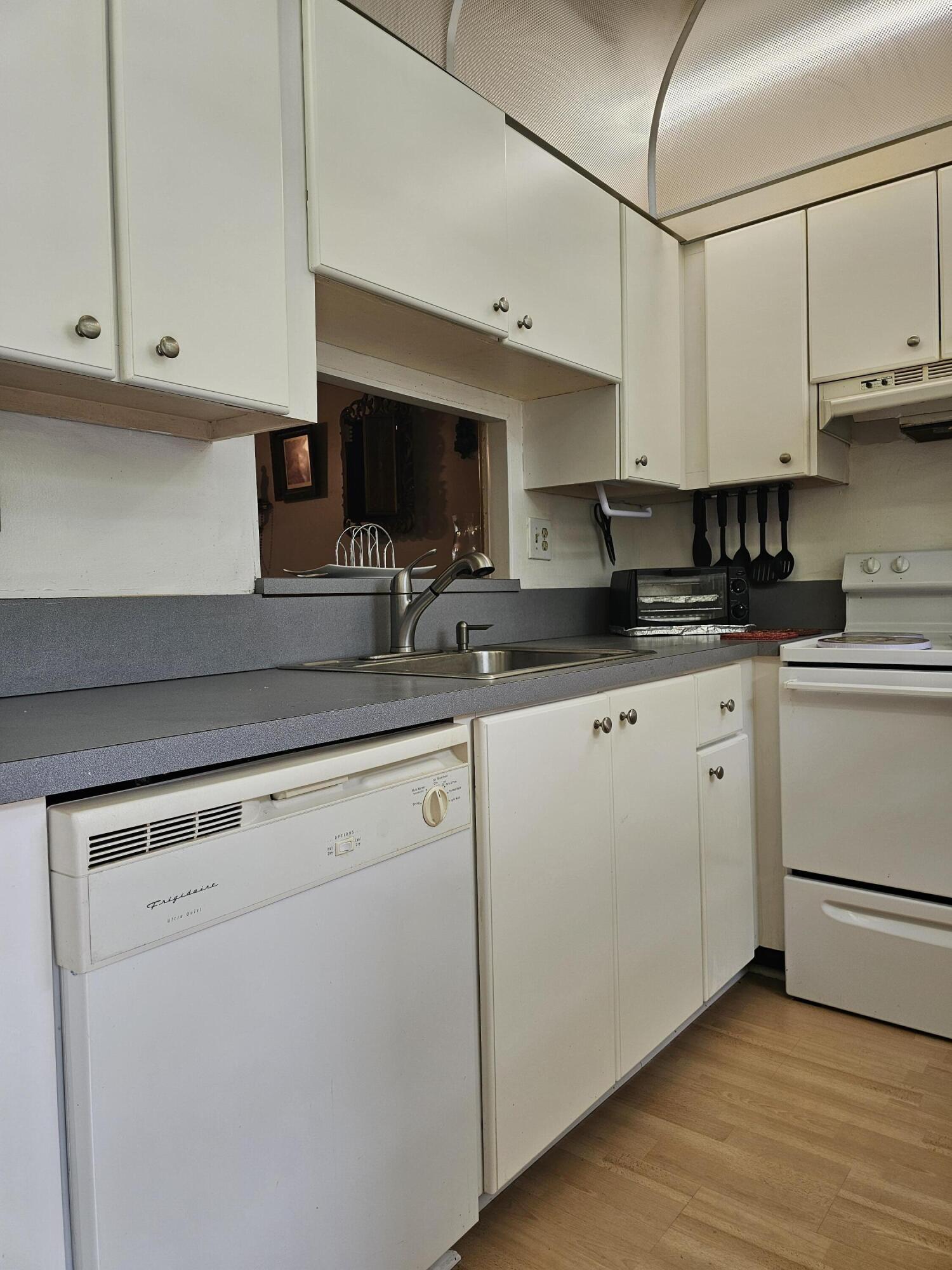 WILLOW GARDENS CONDO - Residential