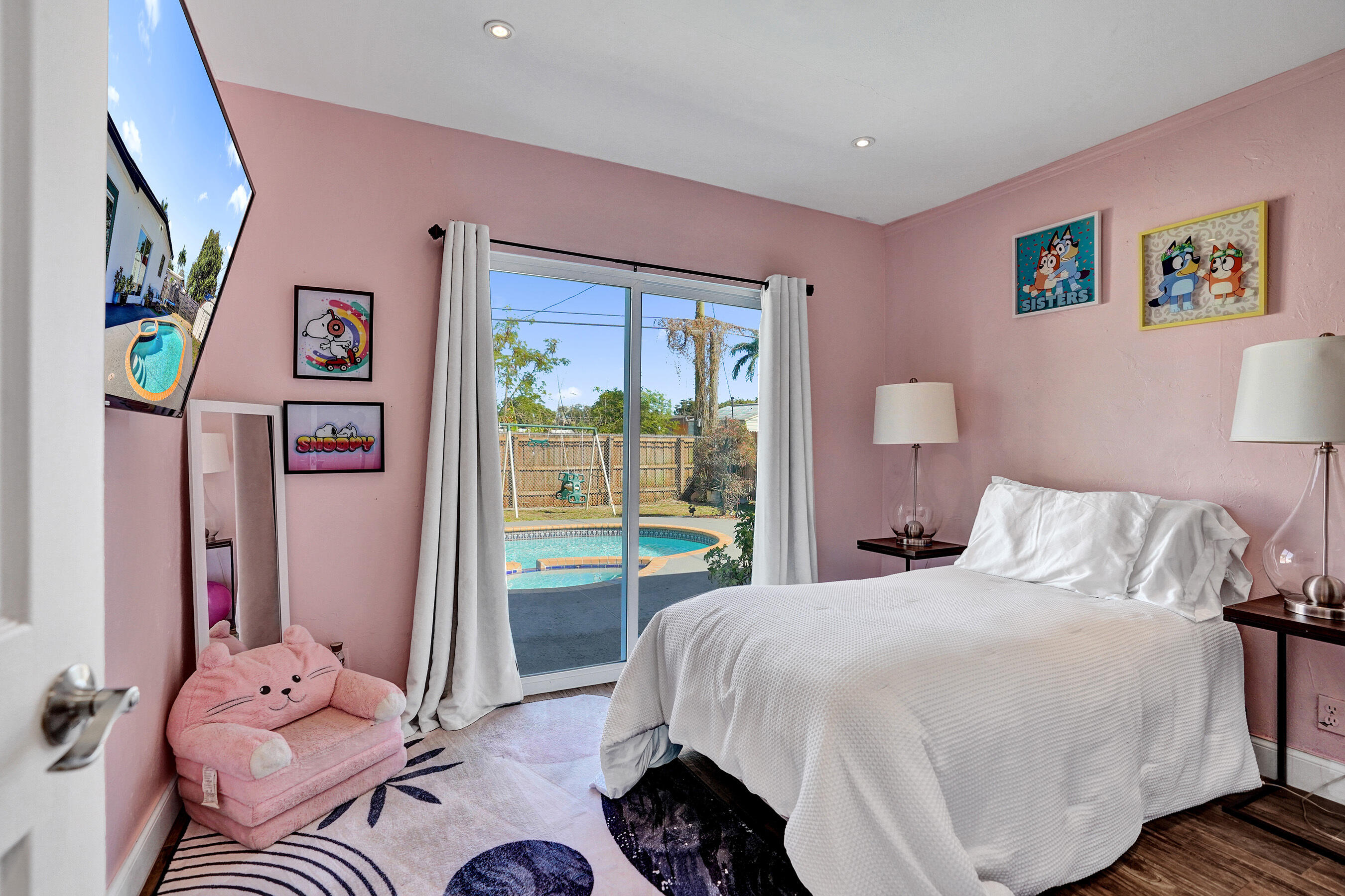 PALM SPRINGS VILLAGE 8 - Residential