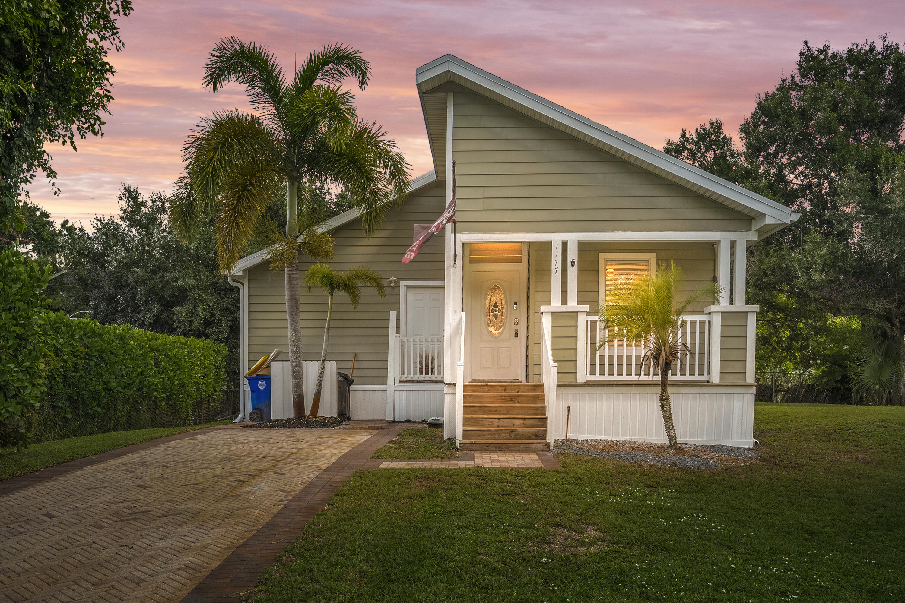 SUNSHINE PARKWAY MANOR UN - Residential