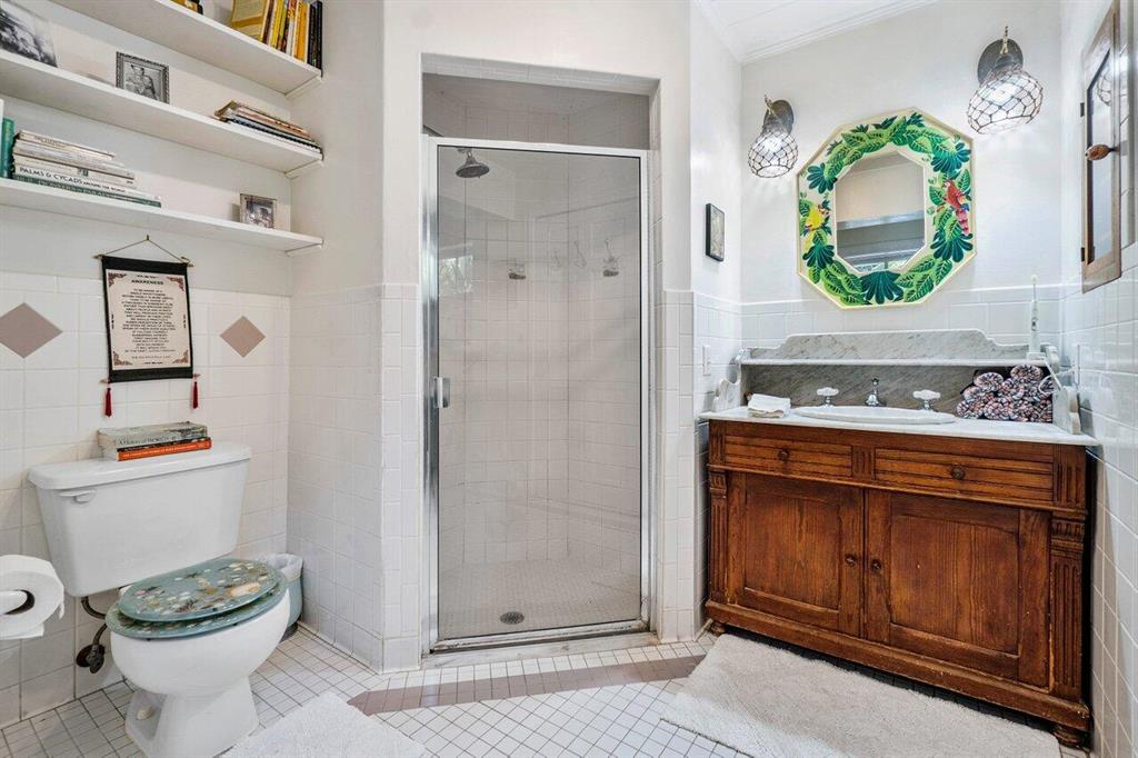 NORTH SHORE TERRACE 2 - Residential