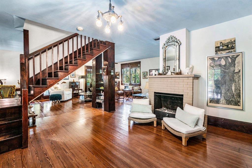 NORTH SHORE TERRACE 2 - Residential