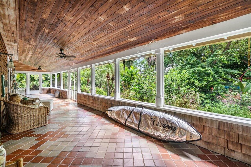 NORTH SHORE TERRACE 2 - Residential