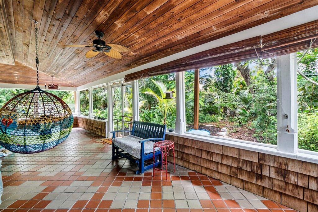 NORTH SHORE TERRACE 2 - Residential