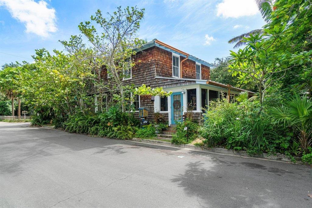 NORTH SHORE TERRACE 2 - Residential