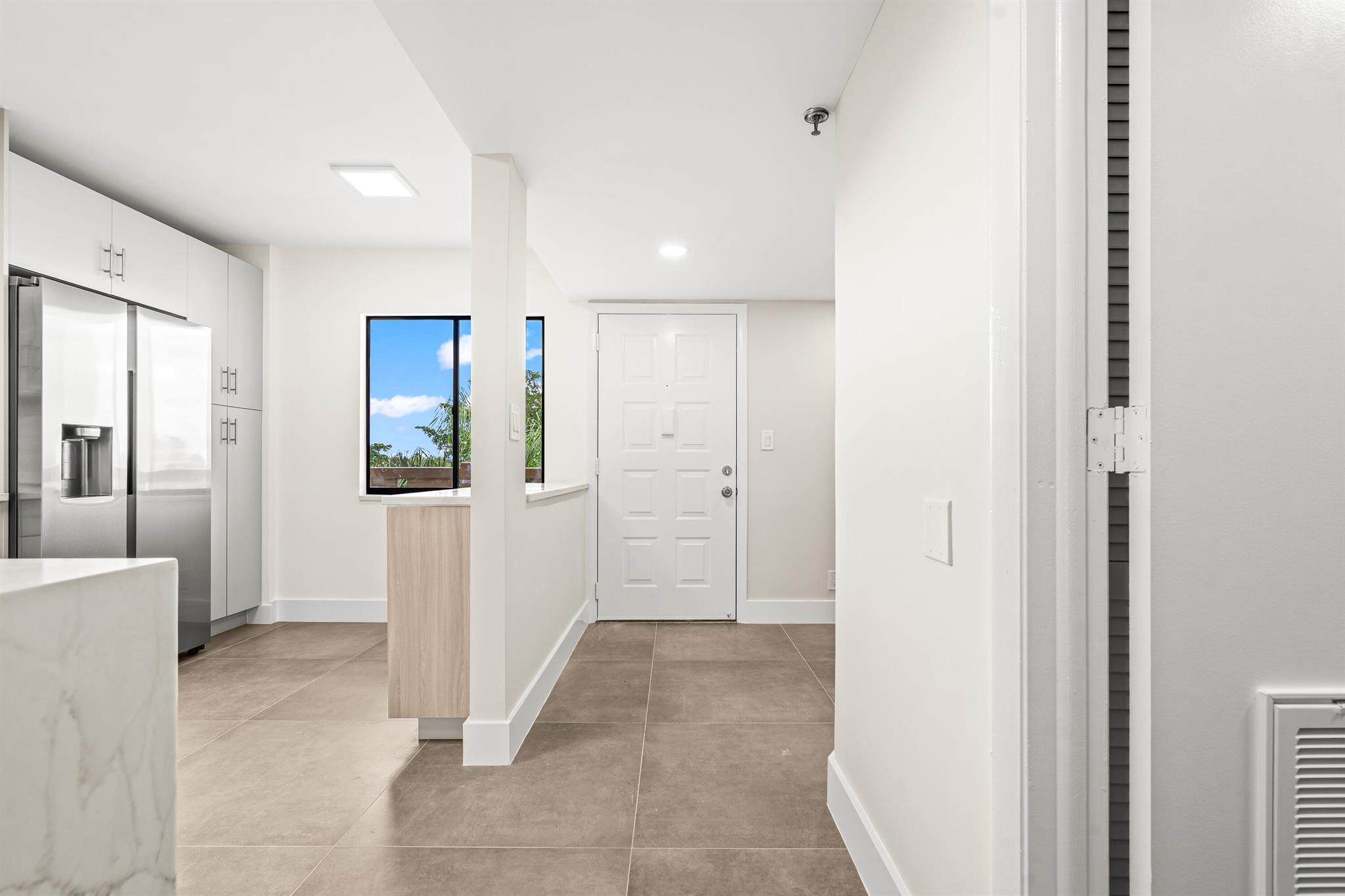 HUNTINGTON LAKES - Residential