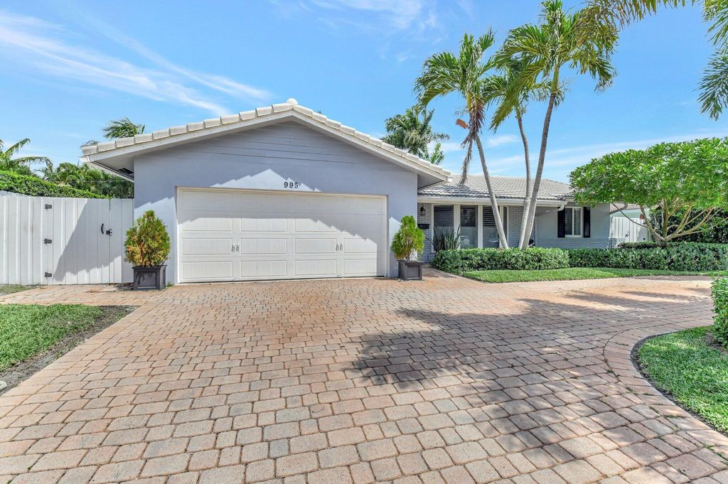 Photo of 995 SW 13th Drive, Boca Raton, FL 33486 (MLS # R11079883)