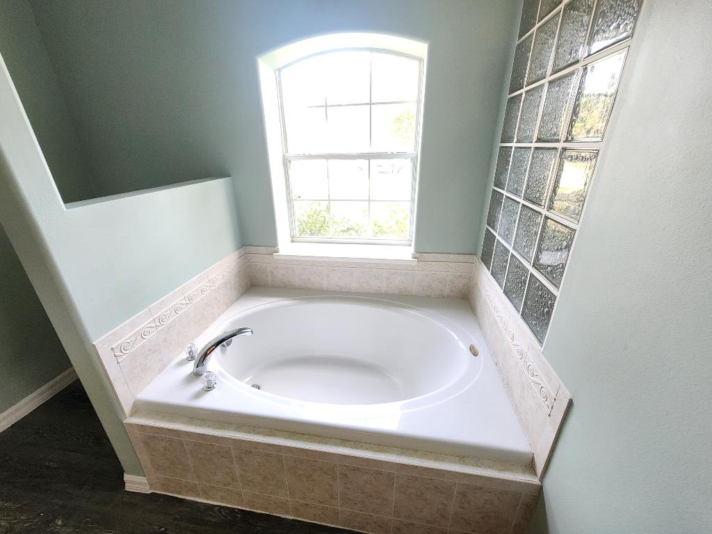 SEBASTIAN HIGHLANDS - Residential Lease