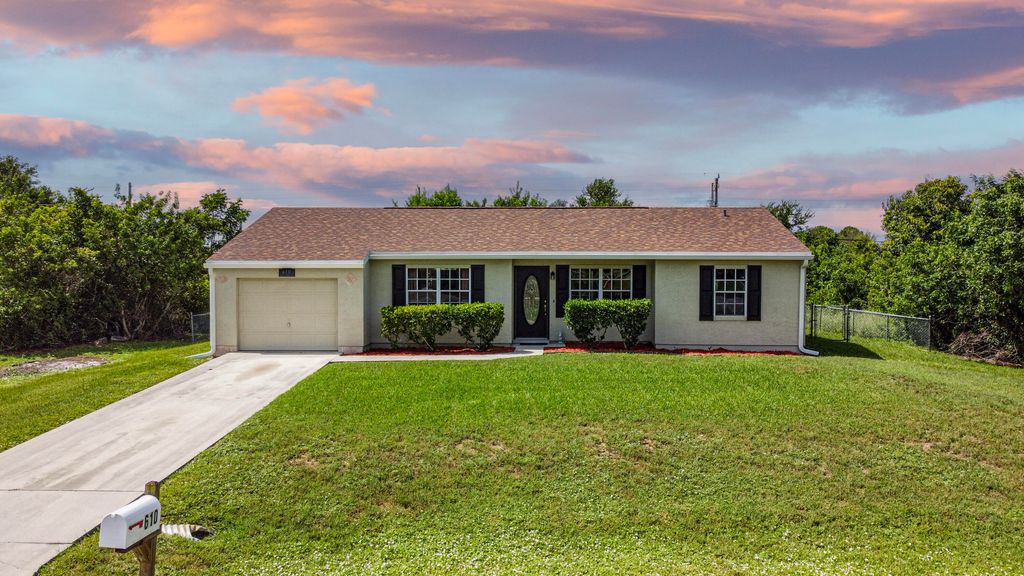 Photo of 610 NW Billiar Avenue, Port Saint Lucie, FL 34983 (MLS # R11121362)