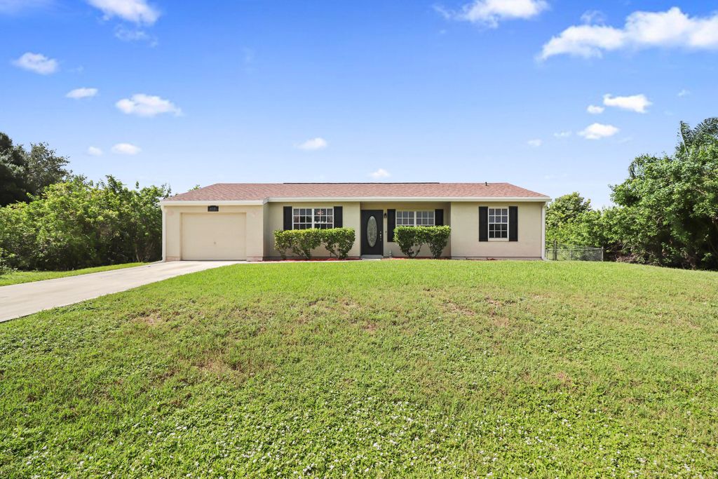 Photo of 610 NW Billiar Avenue, Port Saint Lucie, FL 34983 (MLS # R11121362)