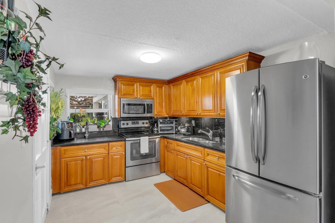 CORAL VILLAS - Residential