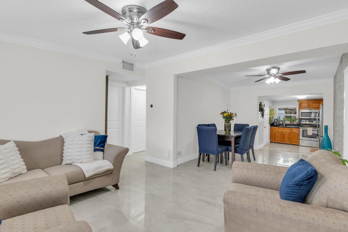 CORAL VILLAS - Residential