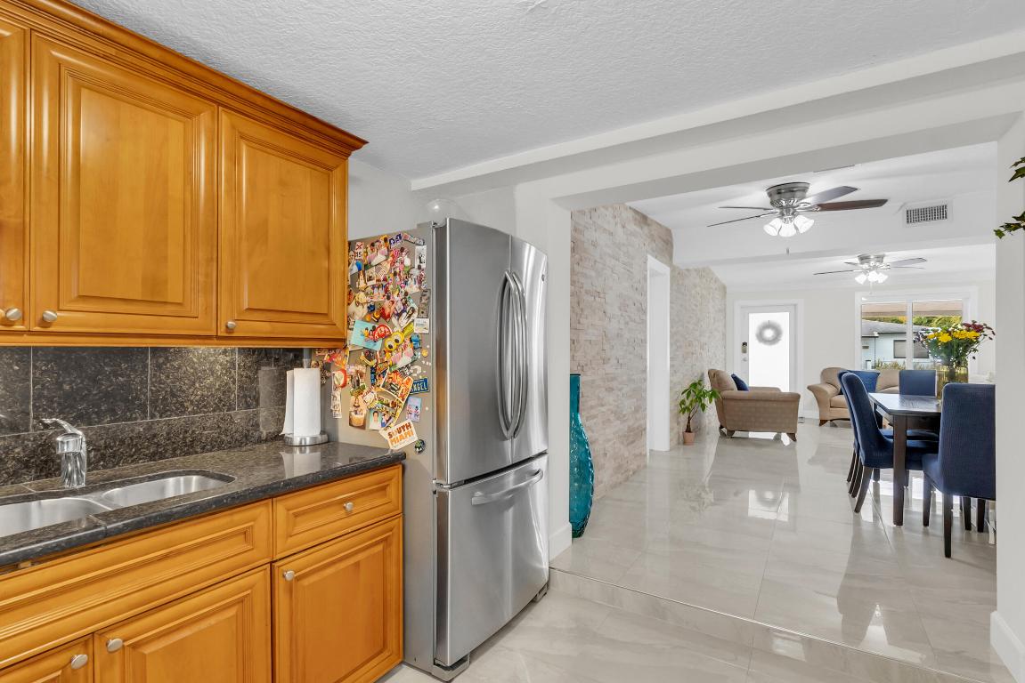 CORAL VILLAS - Residential