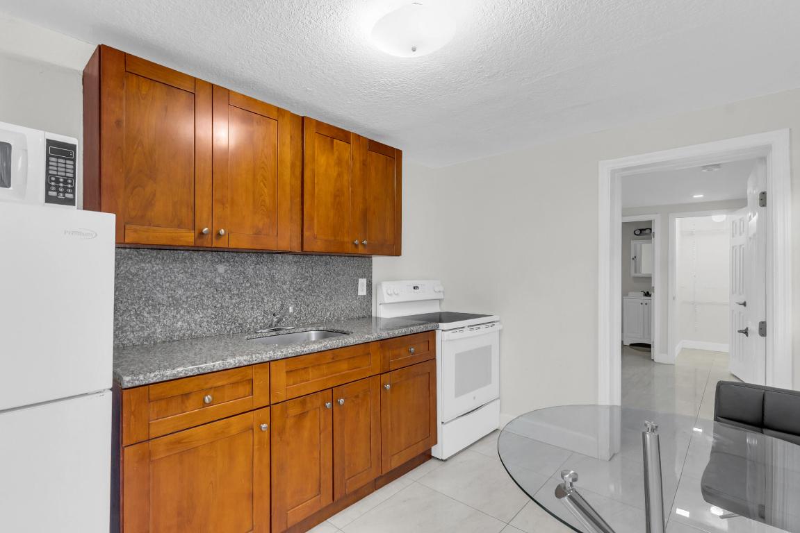 CORAL VILLAS - Residential