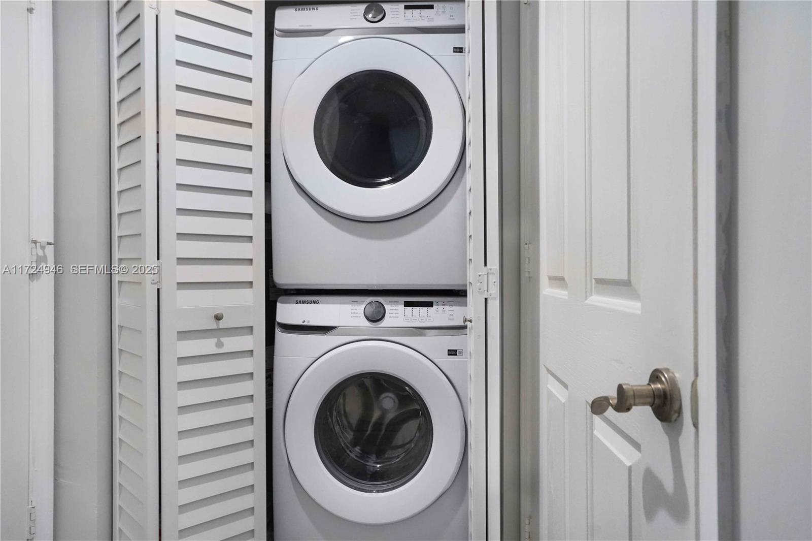 NURIVER LANDING - Residential Lease