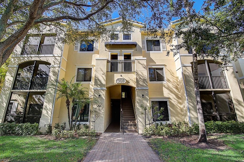 Photo of 3020 Alcazar Place #208, Palm Beach Gardens, FL 33410 (MLS # R10761667)