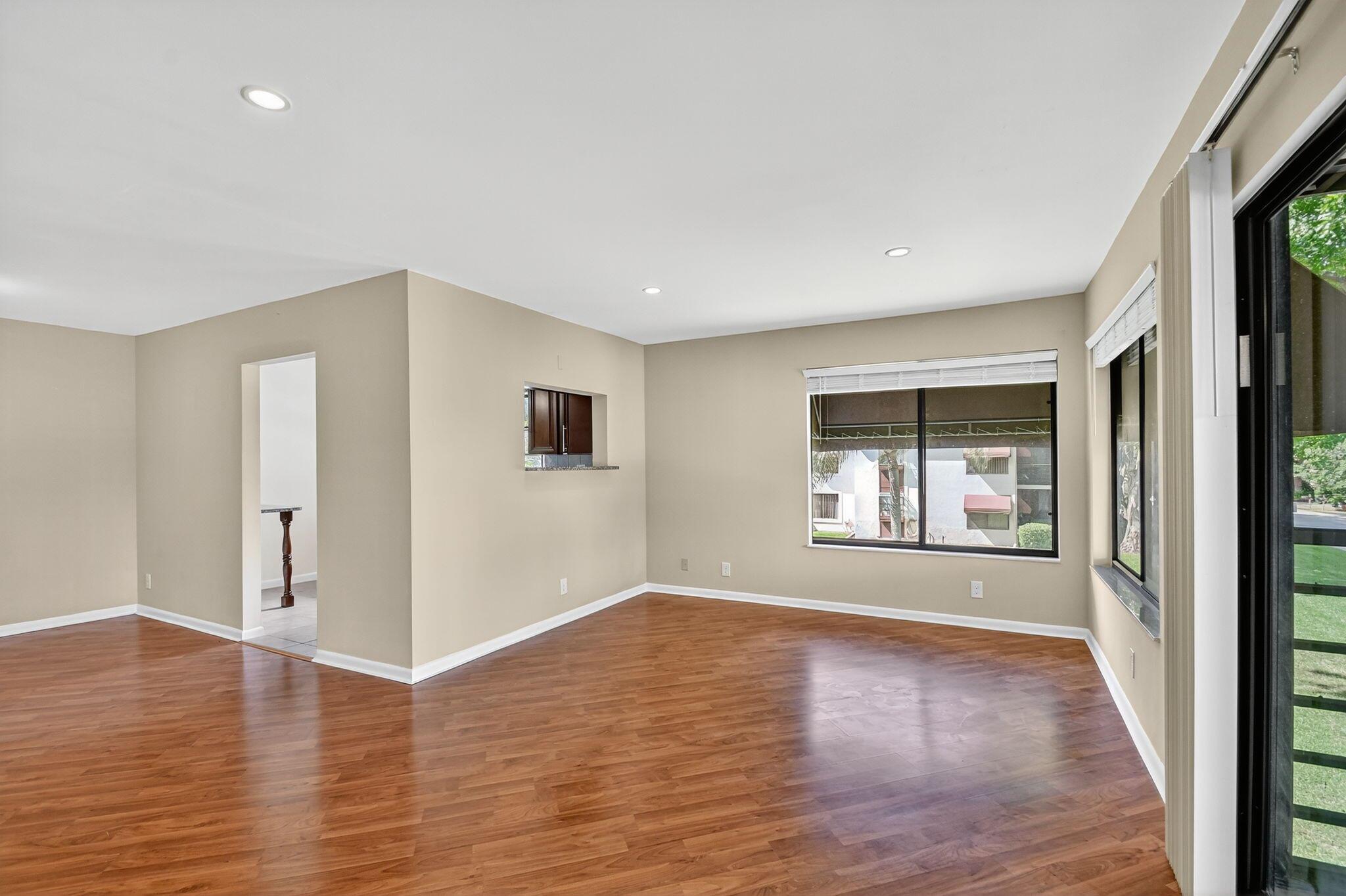 BANYAN SPRINGS/ROSEHILL C - Residential Lease