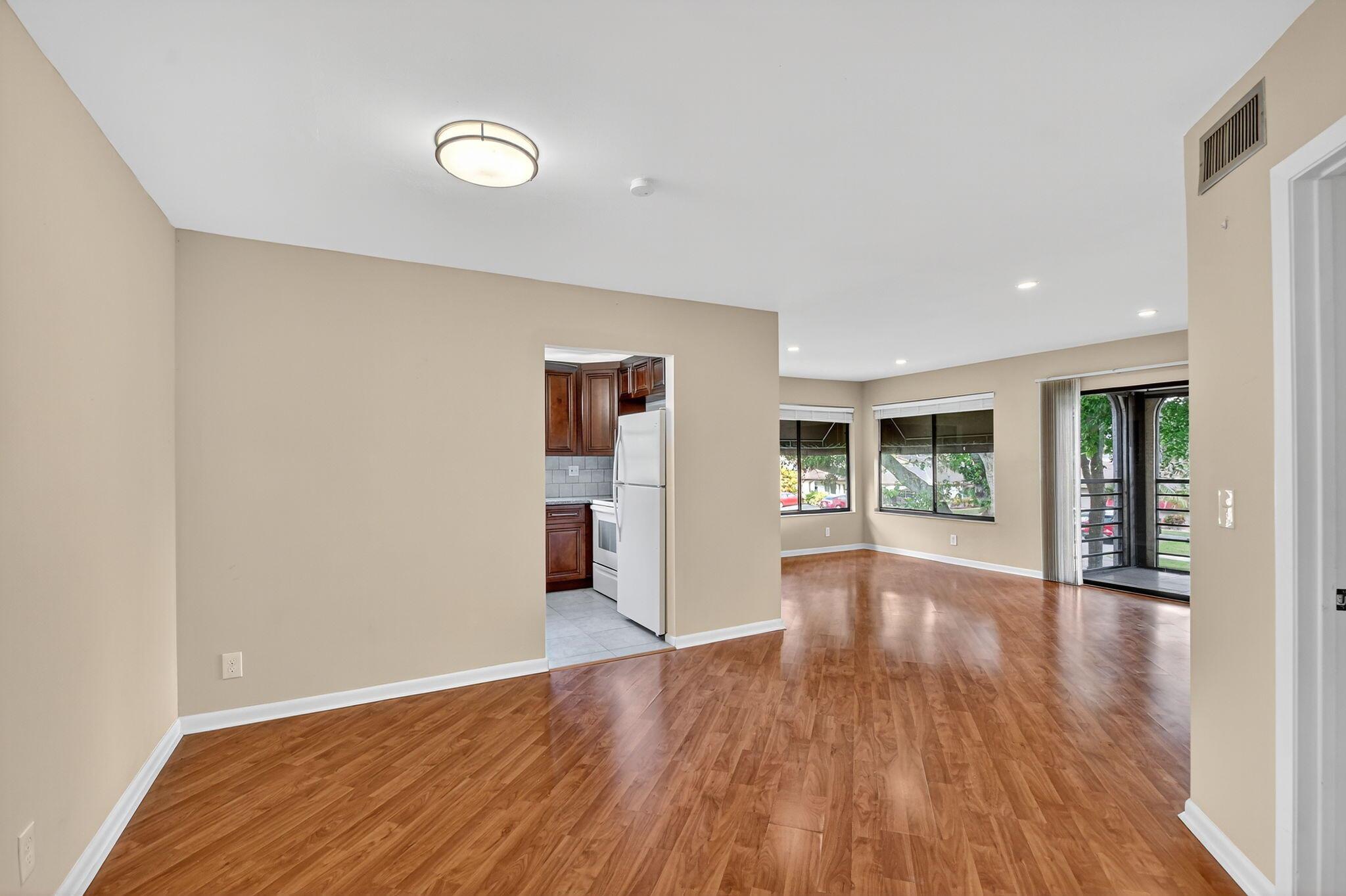 BANYAN SPRINGS/ROSEHILL C - Residential Lease