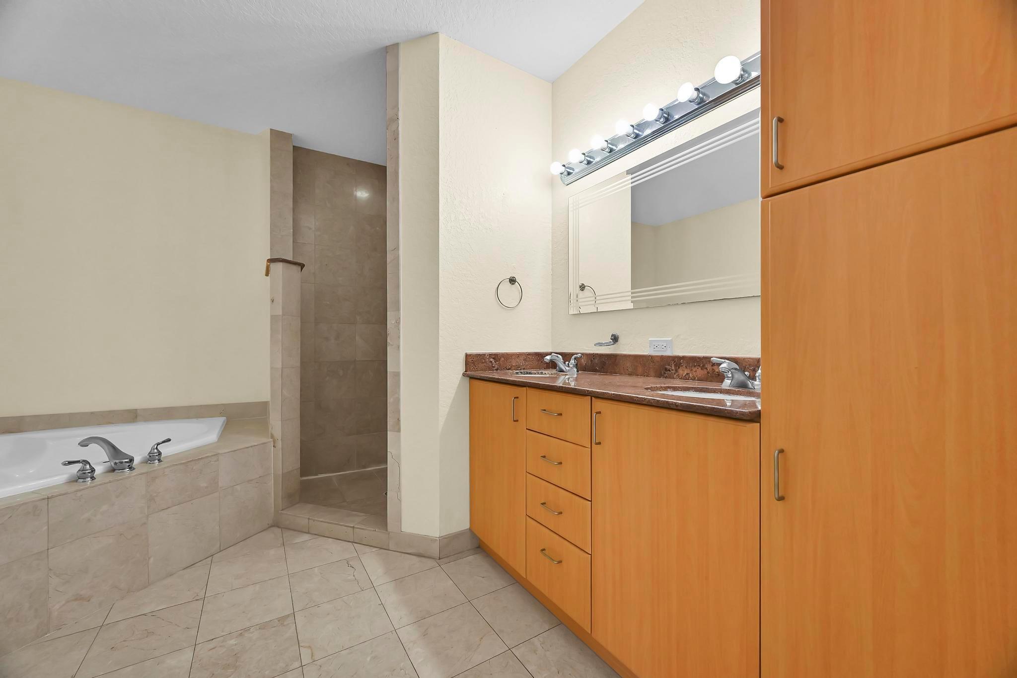 PARK PLACE CONDO - Residential