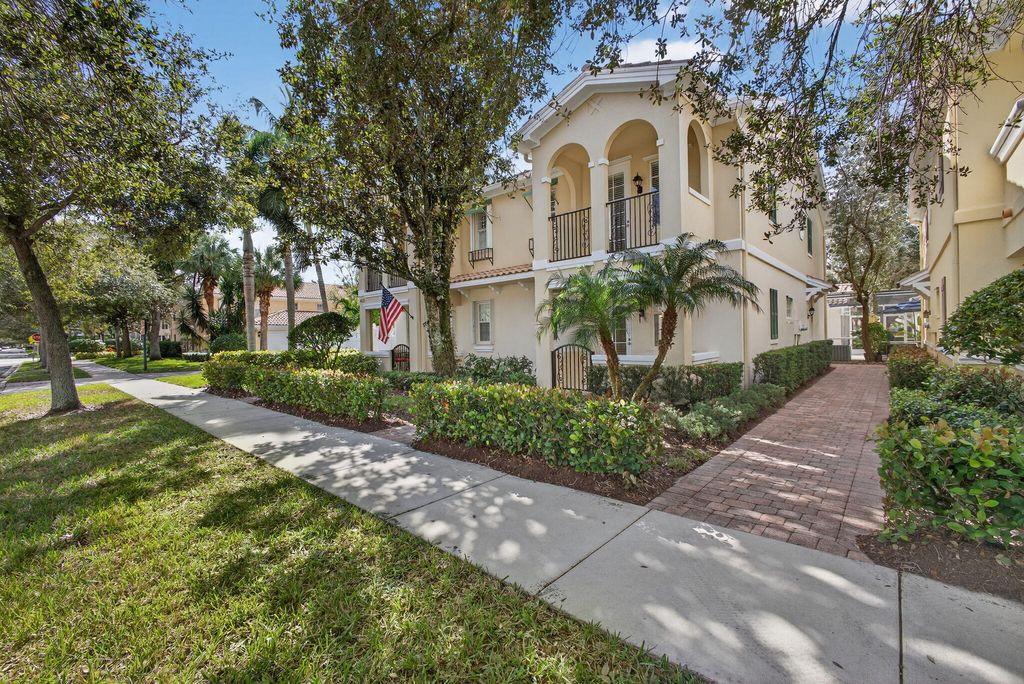 Photo of 4118 Parkside Drive, Jupiter, FL 33458 (MLS # R11151948)