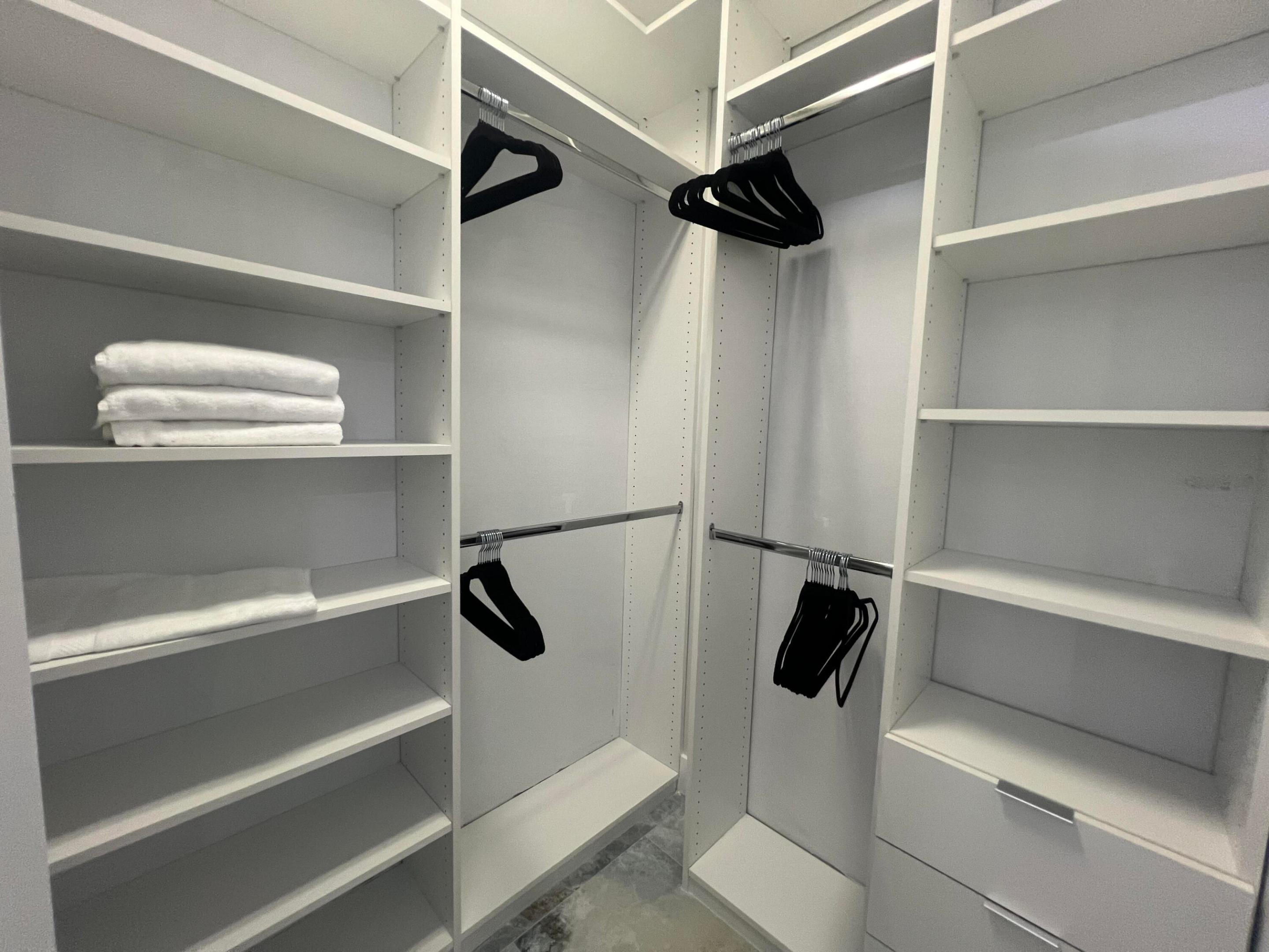 LAKEFIELD OF THE LANDINGS - Residential