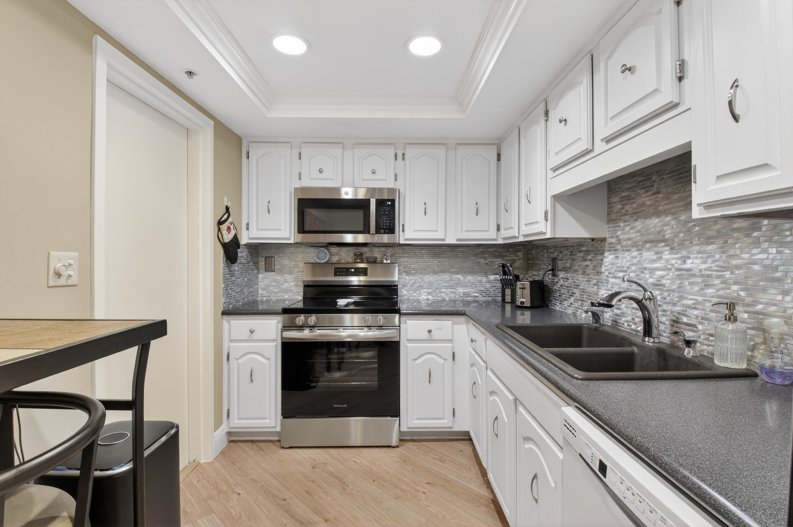 LAKEWOOD - Residential