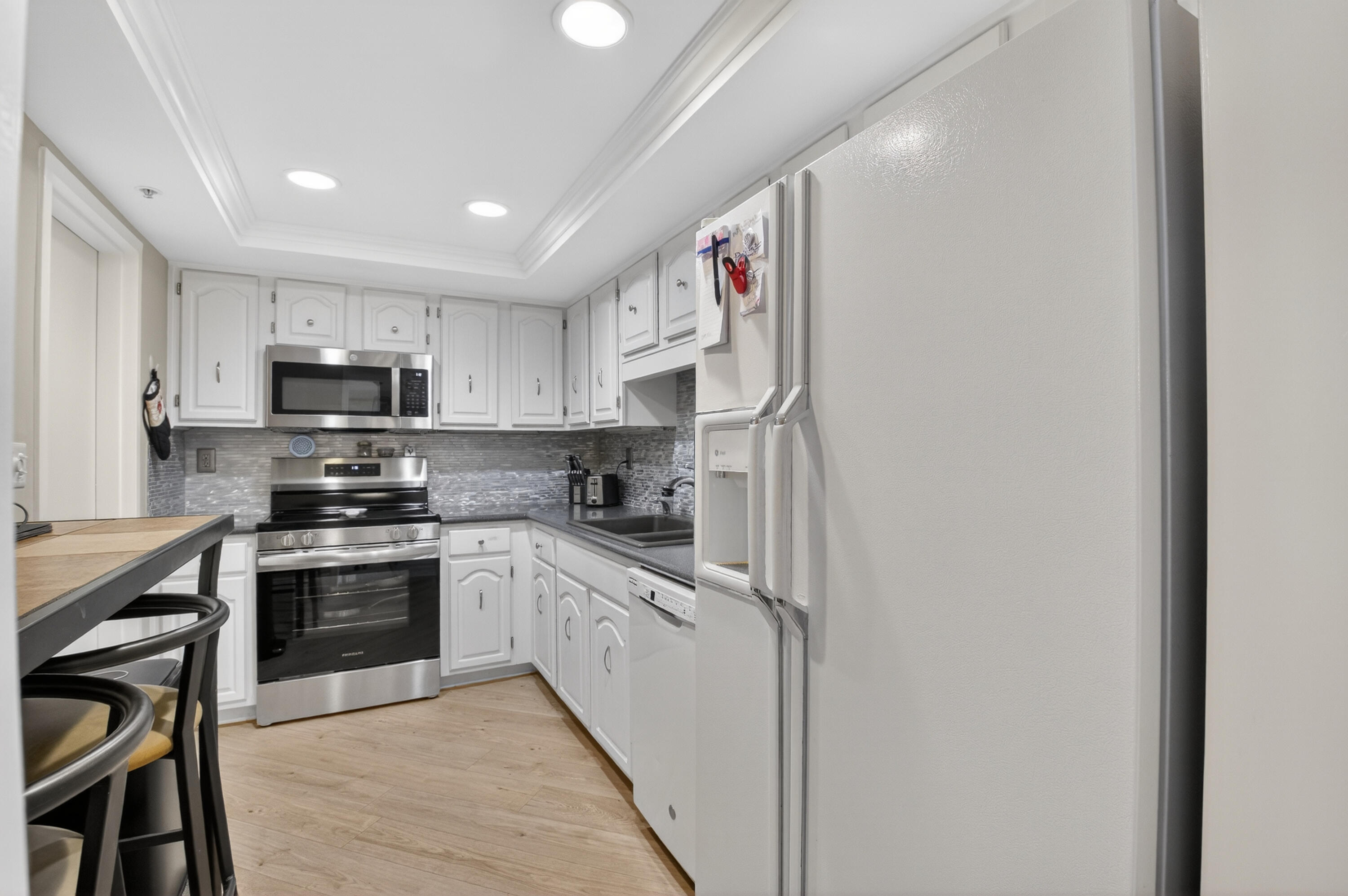 LAKEWOOD - Residential