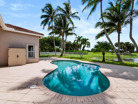 Tiny photo for 5574 Bermuda Dunes Circle, Lake Worth, FL 33463 (MLS # B26086121)