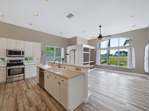 Tiny photo for 5574 Bermuda Dunes Circle, Lake Worth, FL 33463 (MLS # B26086121)