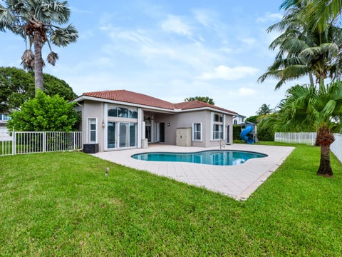 Tiny photo for 5574 Bermuda Dunes Circle, Lake Worth, FL 33463 (MLS # B26086121)