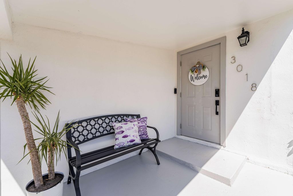 Photo of 3018 French Avenue, Lake Worth, FL 33461 (MLS # R11028937)