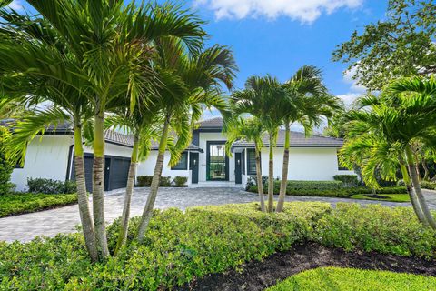 Photo of 13220 Sabal Chase, Palm Beach Gardens, FL 33418 (MLS # B26023336)