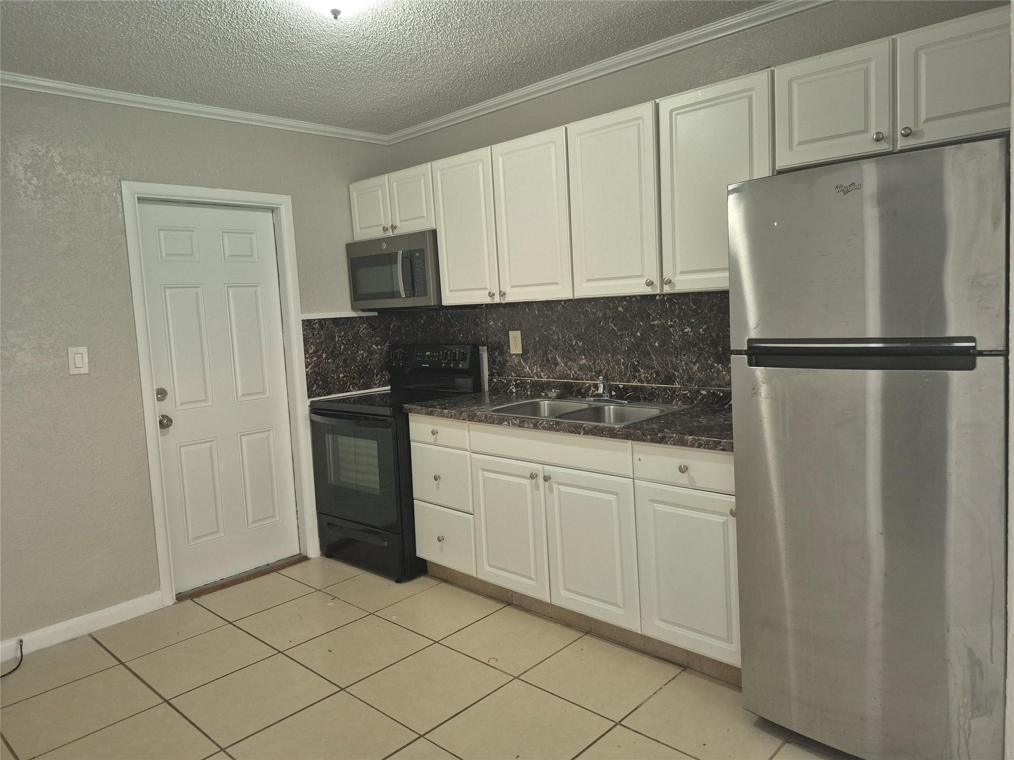 Progresso 2-18 D - Residential Lease