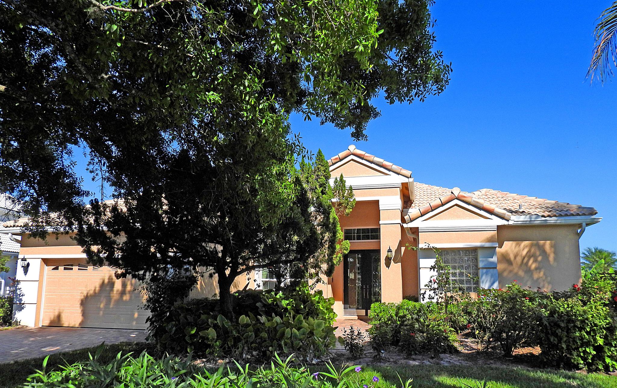 3 BEDROOM, 3 BATH, 2.0 CAR GARAGE Residence with BEAUTIFUL GOLF and WATERFRONT VIEW, 2,141sq. ft. A.C space. NEW ROOF 2018. Impact windows.14.000' lot allows for a custom pool and enlarged lanai with a beautiful waterfront view. Completely and tastefully upgraded Kitchen, baths, custom flooring. The Breakfast area has its own refrigerator, and storage cabinets. Kitchen has Stainless appliances, all new custom cabinetry, storage galore and spacious, one level Granite counters. Large Master Suite with tray ceiling, luxurious Master bath with Roman tub, dual walk-in closets. The Ballantrae community offers non-mandatory Golf, Tennis, Club & Restaurant. The community is on the St Lucie River, has a 67 slip, ocean access marina, community room & more. Great location. Close to Beaches