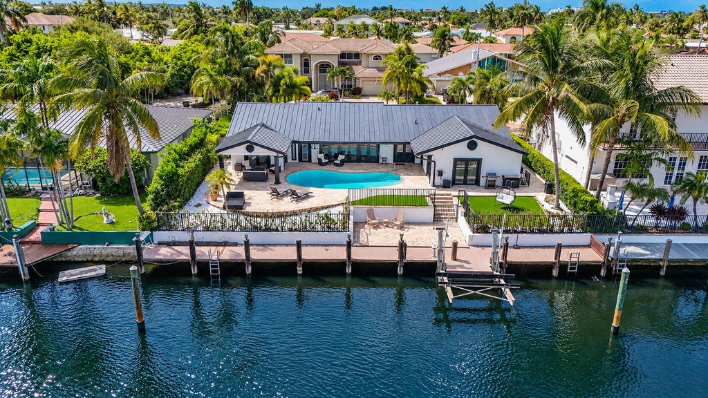 Photo of 4030 NE 25TH Avenue, Lighthouse Point, FL 33064 (MLS # B26081431)