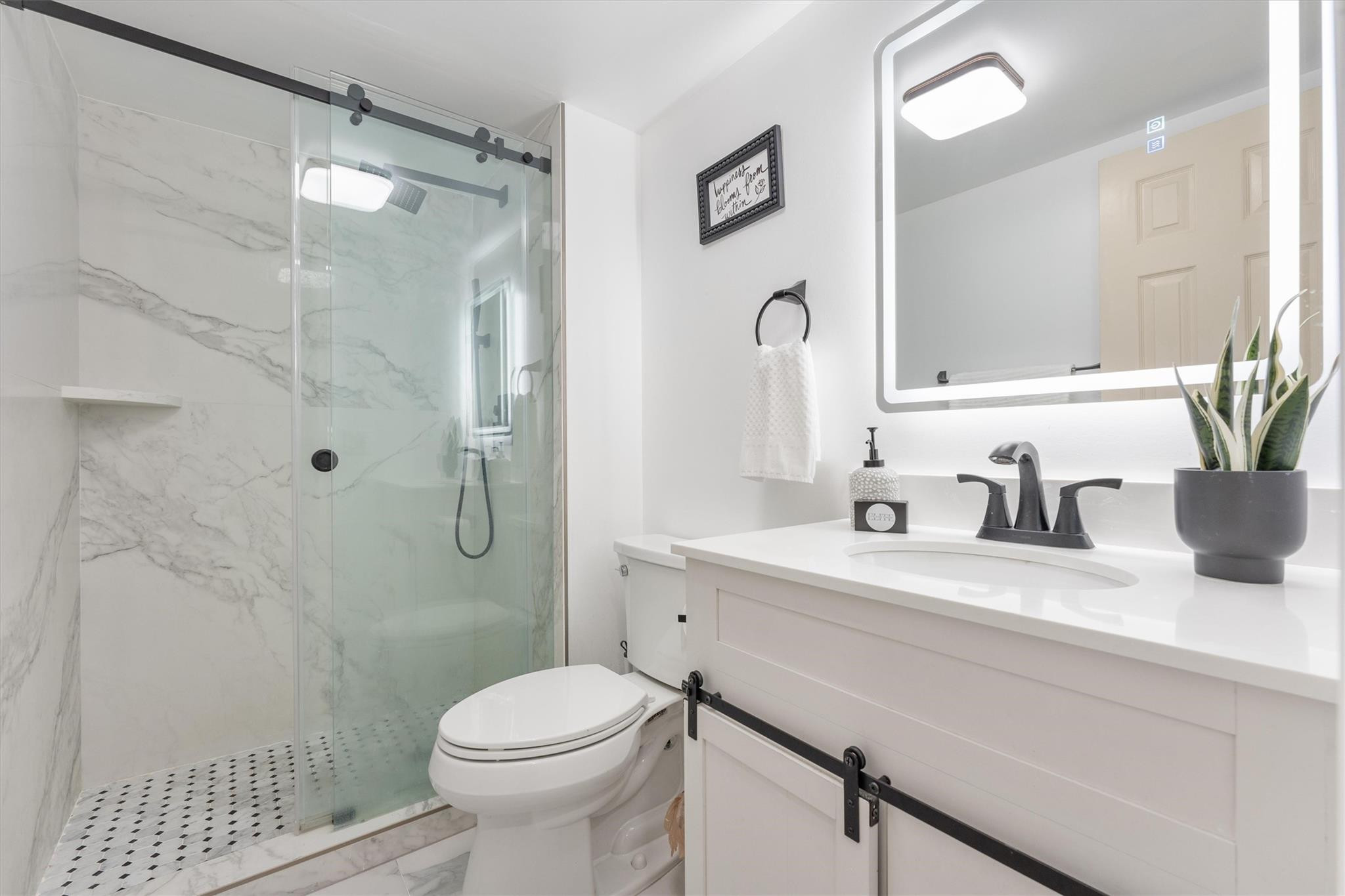 Admirals Port Condo - Residential Lease