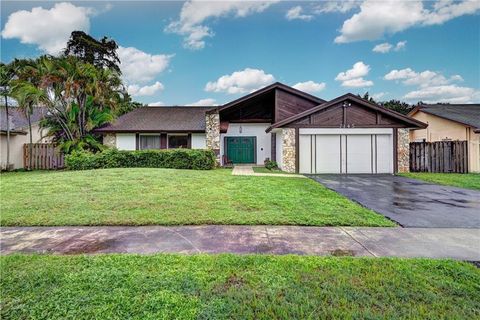 7145 NW 49th Ct Lauderhill FL 33319