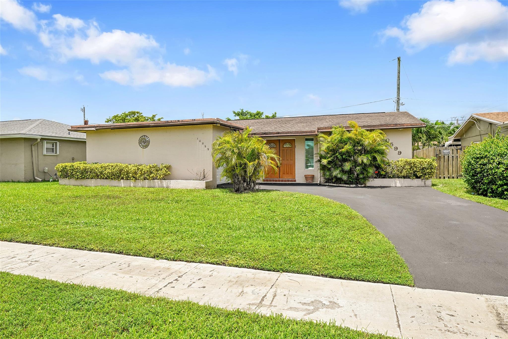 10599 NW 26th Pl